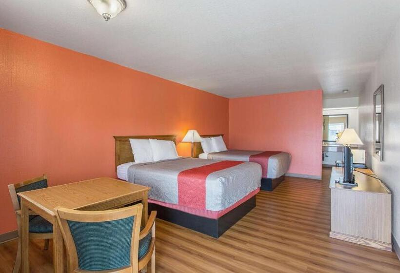 غرفة قياسية لذوى الاحتياجات الخاصة, Motel 6lordsburg, Nm