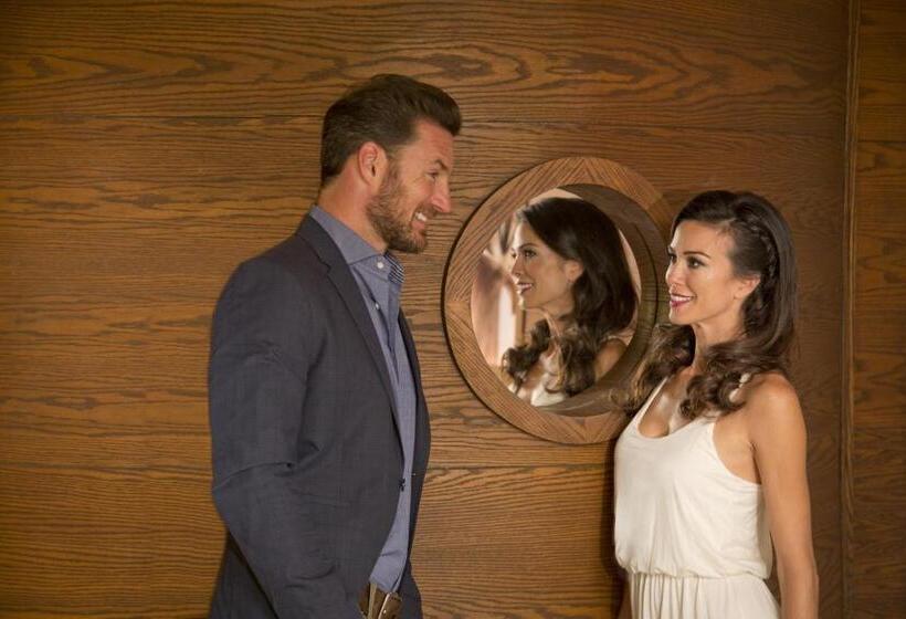 غرفة قياسية سرير كينج لذوى الإحتياجات الخاصة, Costa D'este Beach Resort & Spa