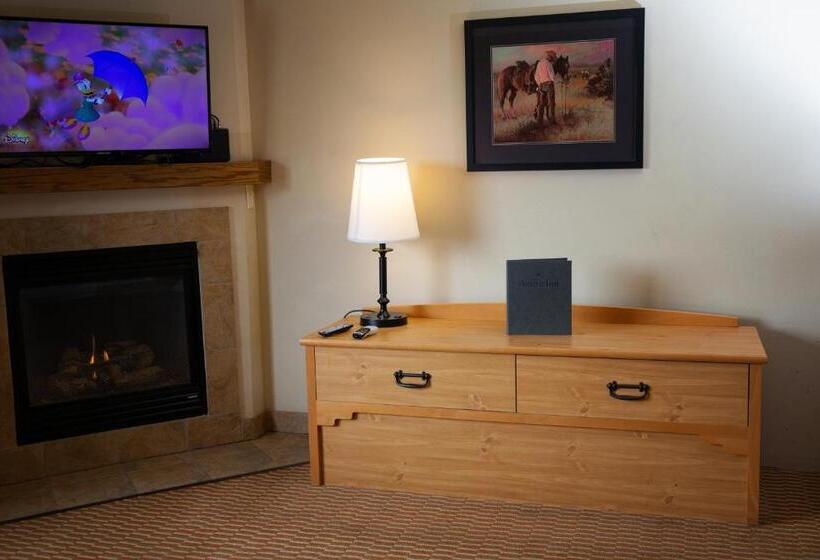 带大床的豪华间, Americinn By Wyndham Pampa  Event Center