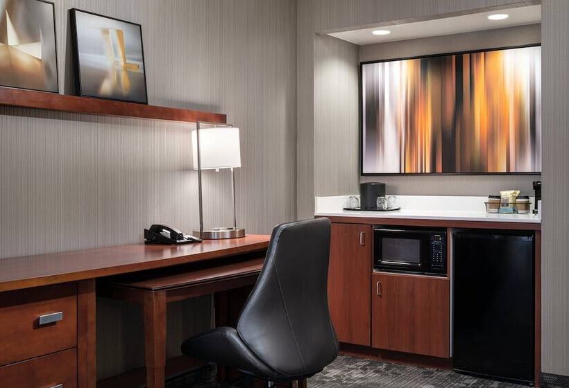 Люкс, Courtyard By Marriott Boulder