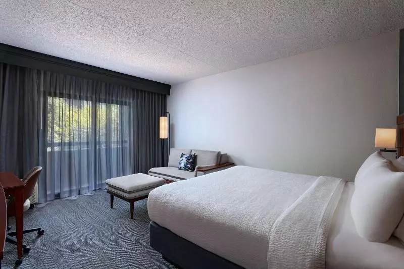 キングサイズベッドのスタンダードルーム, Courtyard By Marriott Dallas Plano Parkway At Preston Road