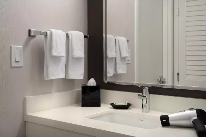 キングサイズベッドのスタンダードルーム, Courtyard By Marriott Portland Beaverton