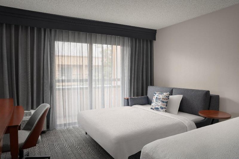 Стандартный Номер Кровать Кинг, Courtyard By Marriott Portland Beaverton