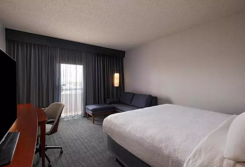 Standard-huone King-vuode, Courtyard By Marriott San Antonio Airport