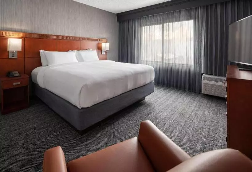 سوئیت با تخت بزرگ, Courtyard Seattle Southcenter