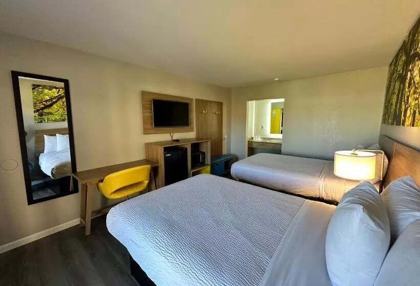 デラックスルーム, Days Inn By Wyndham Emporia