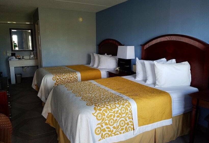 غرفه قياسيه سريرين مزدوجين, Days Inn By Wyndham Richmond