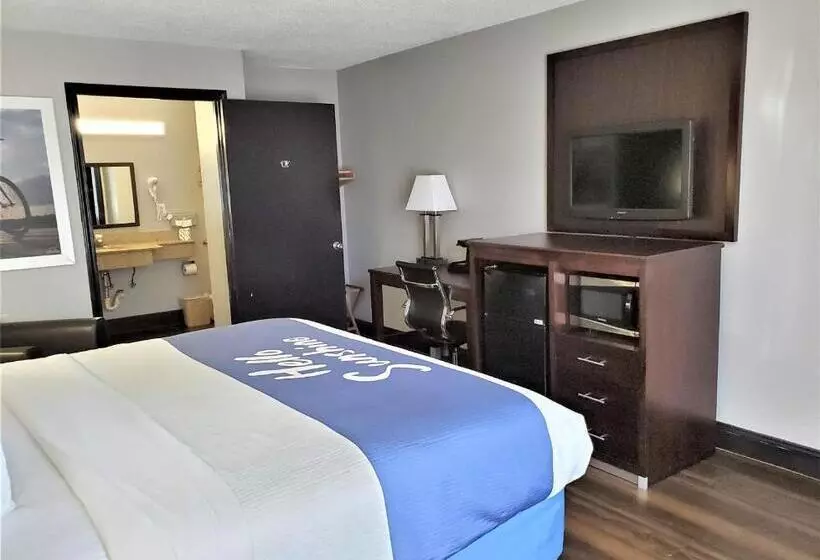 身障者適用キングサイズベッドルーム, Days Inn By Wyndham Rock Hill