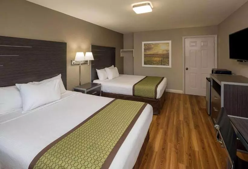 身障者適用スタンダードルーム, Days Inn & Suites By Wyndham Athens