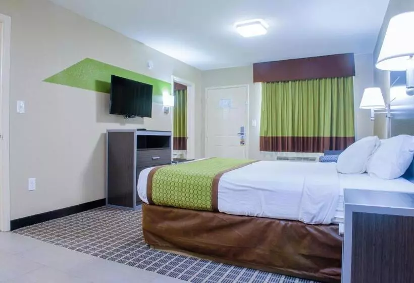 キングサイズベッドのスタンダードルーム, Days Inn & Suites By Wyndham Athens