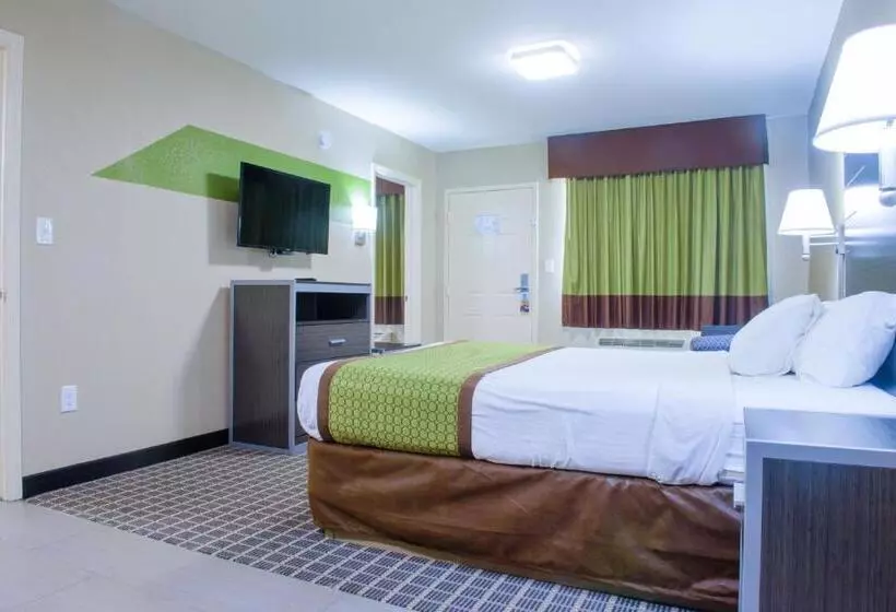 キングサイズベッドのスタンダードルーム, Days Inn & Suites By Wyndham Athens