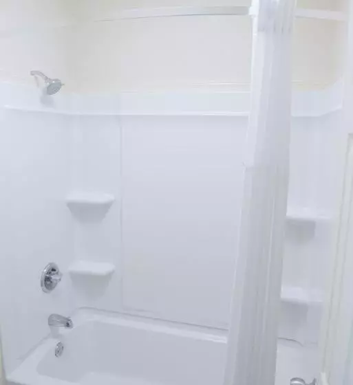 スイート, Days Inn & Suites By Wyndham Athens