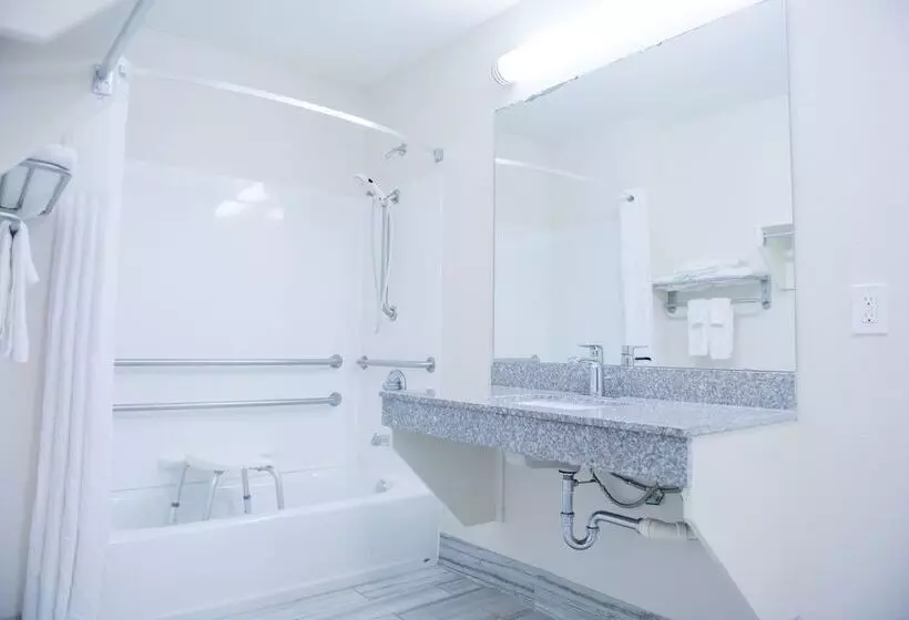 スタンダードルーム, Days Inn & Suites By Wyndham Athens