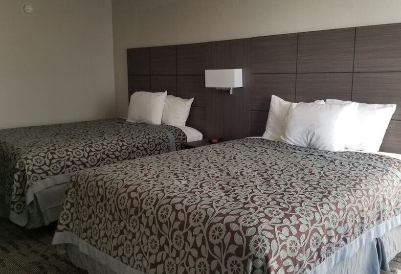 غرفه قياسيه سريرين مزدوجين, Days Inn & Suites By Wyndham Charleston Airport West