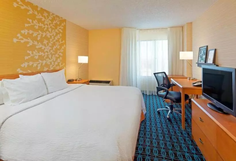 キングサイズベッドのスタンダードルーム, Fairfield Inn & Suites Denver Cherry Creek