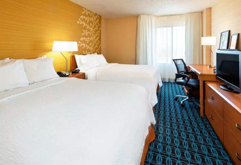 ２ダブルベッドのスタンダードルーム, Fairfield Inn & Suites Denver Cherry Creek