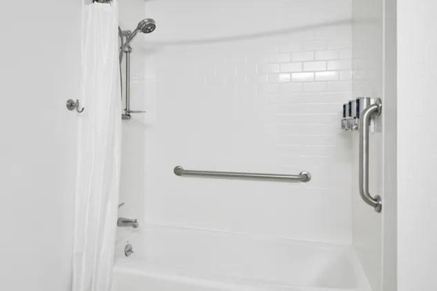 Standard Værelse Tilpasset til Handicappede, Four Points By Sheraton Buffalo Grove