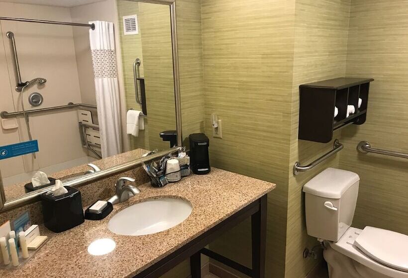 Camera Standard, Hampton Inn Evansville/airport