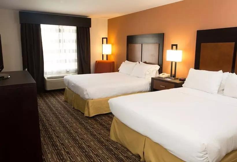 身障者適用スイートルーム, Holiday Inn Express Hotel & Suites Cherokee Casino, An Ihg