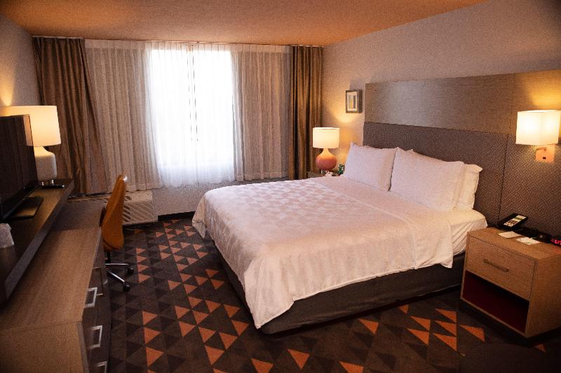 חדר אקזקיוטיב חדר קינג, Holiday Inn Houston Hobby Airport, An Ihg