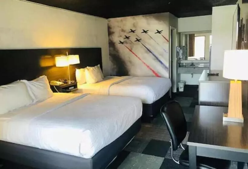 ２ダブルベッドのスタンダードルーム, Quality Inn At Eglin Afb