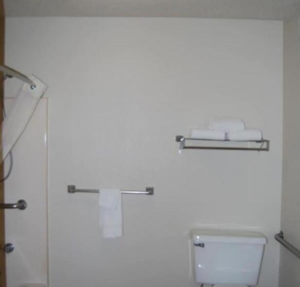 장애인을 위한 스탠다드 룸, Quality Inn At Eglin Afb
