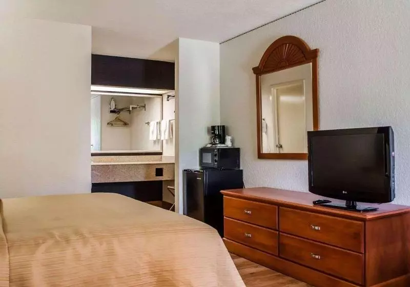 スタンダードルーム, Quality Inn At Eglin Afb
