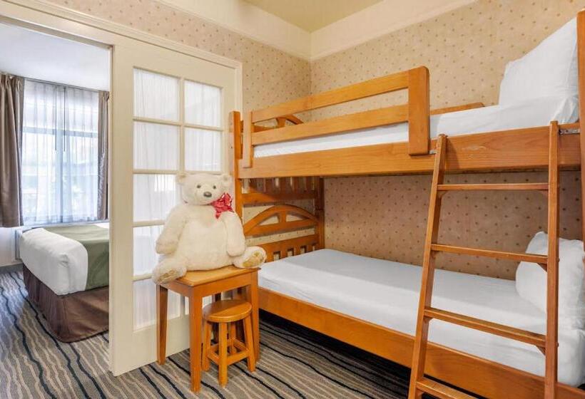 جناح عائلي, Ramada Suites By Wyndham San Diego