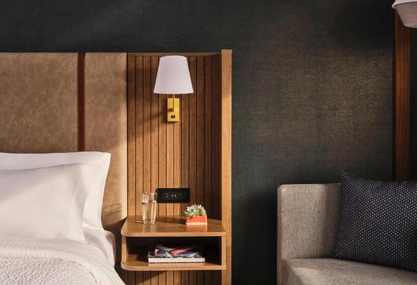 Standaardkamer met Kingsize Bed, Holiday Inn Nashville Downtown   Stadium, An Ihg