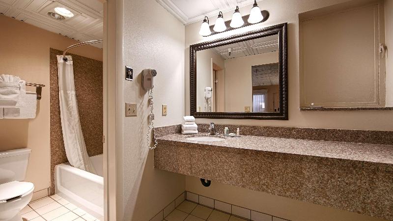 Номер Стандарт Адаптированный для Инвалидов, Days Inn By Wyndham Asheville West