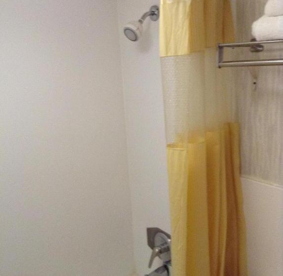 장애인을 위한 킹사이즈 침대 스탠다드 룸, Days Inn By Wyndham Santa Fe New Mexico