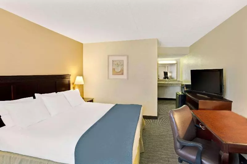キングサイズベッドのスタンダードルーム, Days Inn By Wyndham Silver Spring