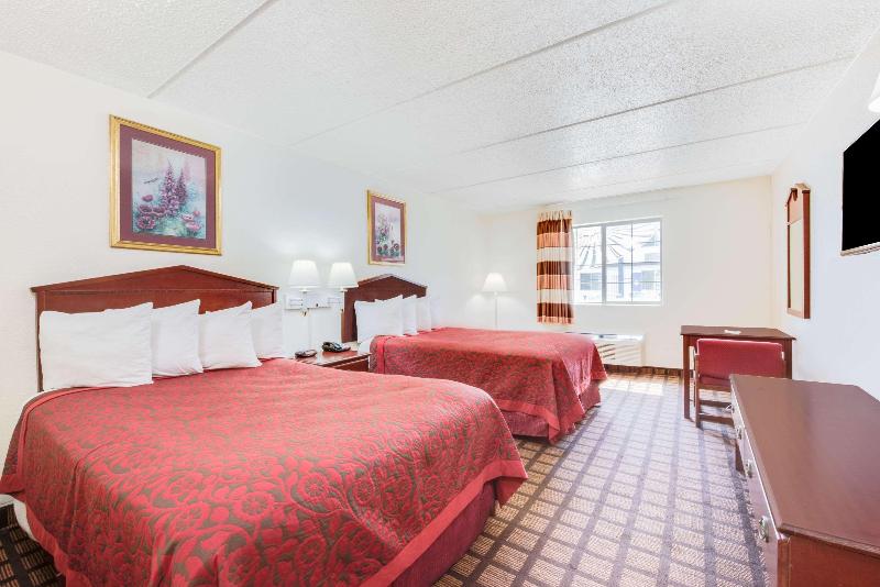 スイート, Days Inn & Suites By Wyndham Laredo