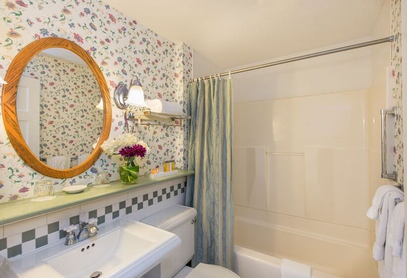 스탠다드 룸 더블 침대, Eagle Mountain House And Golf Club