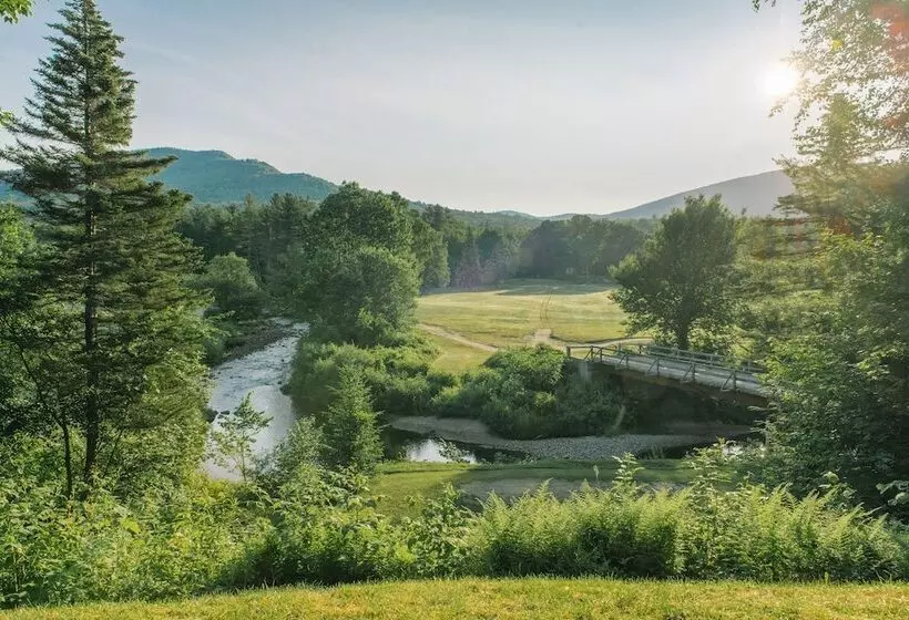 マウンテンビュースイート, Eagle Mountain House And Golf Club
