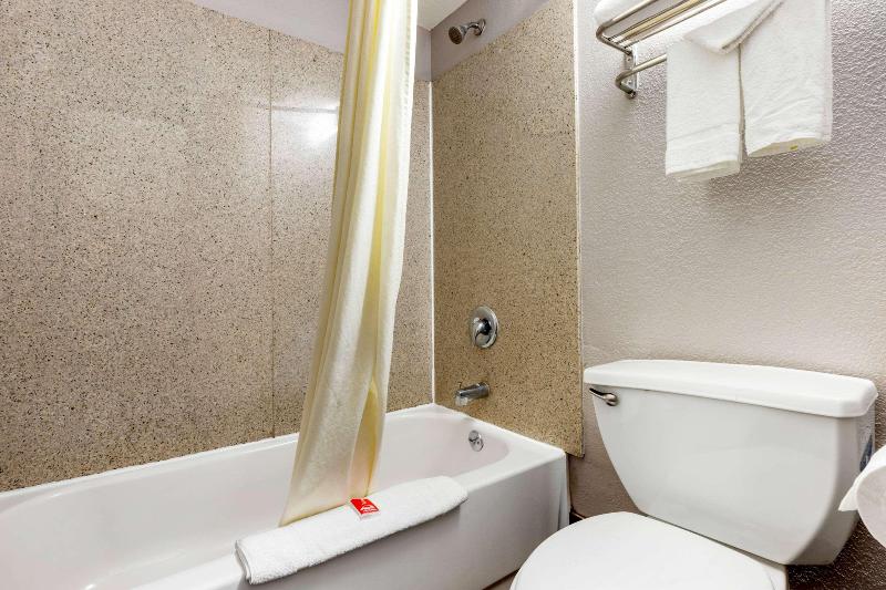 Стандартный Номер Кровать Кинг, Econo Lodge