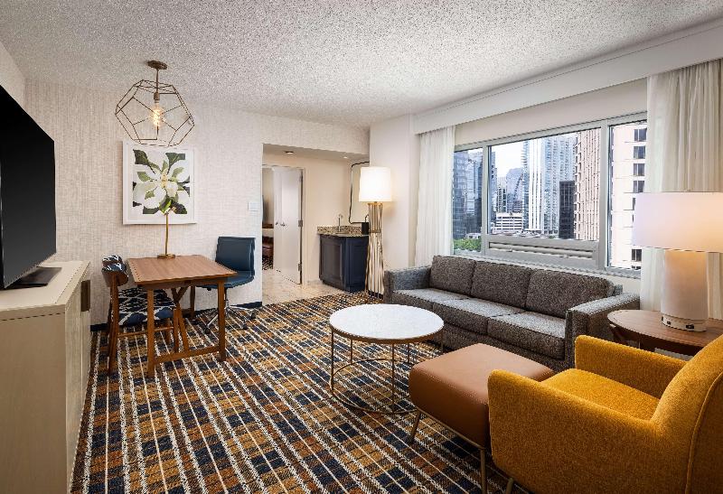 סוויטה מותאמת לאדם עם מוגבלויות, Embassy Suites By Hilton Atlanta Buckhead