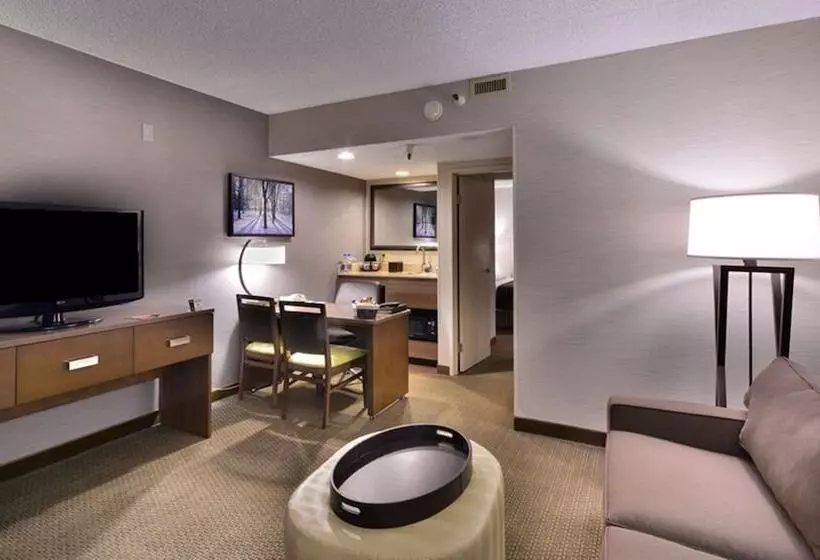 سوئیت برای معلولان, Embassy Suites By Hilton Denver Central Park