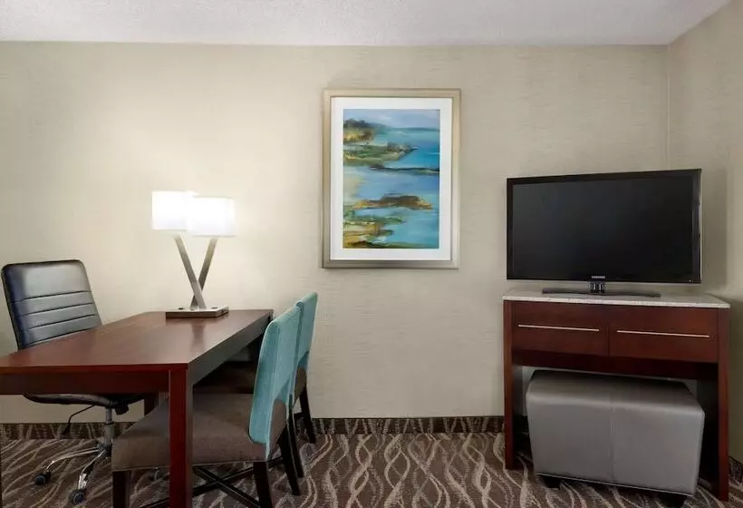 سوئیت برای معلولان, Embassy Suites By Hilton Lompoc Central Coast