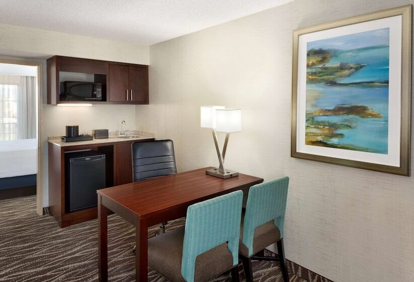 جناح لذوى الاحتياجات الخاصة, Embassy Suites By Hilton Lompoc Central Coast