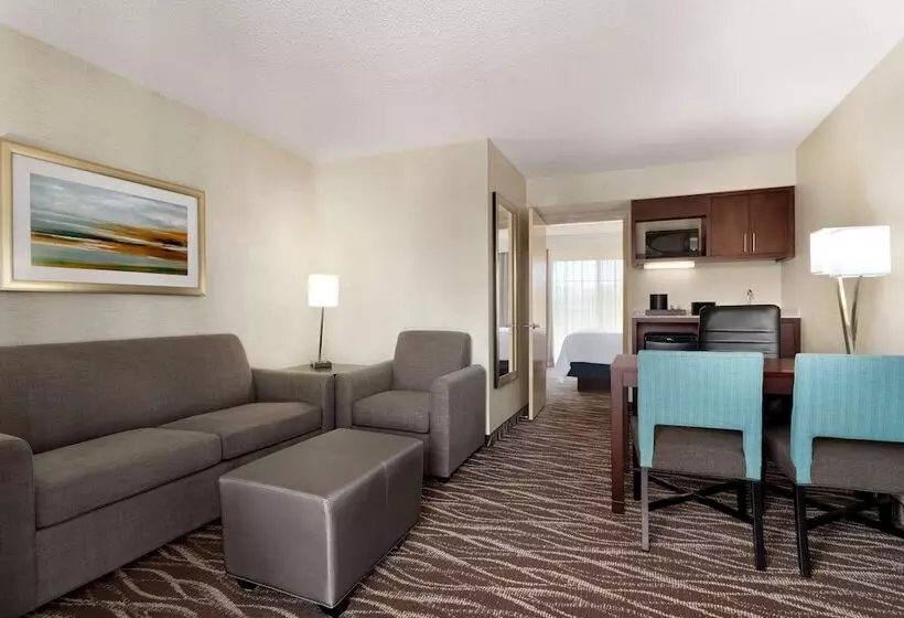 سوئیت برای معلولان, Embassy Suites By Hilton Lompoc Central Coast
