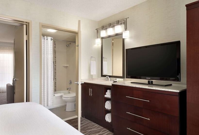 جناح لذوى الاحتياجات الخاصة, Embassy Suites By Hilton Lompoc Central Coast