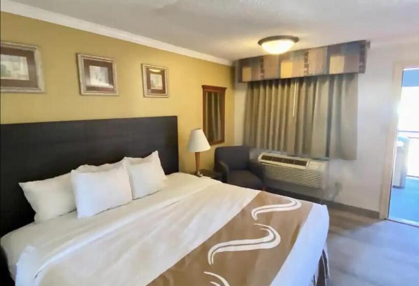 Номер Deluxe, Hibiscus Inn & Suites