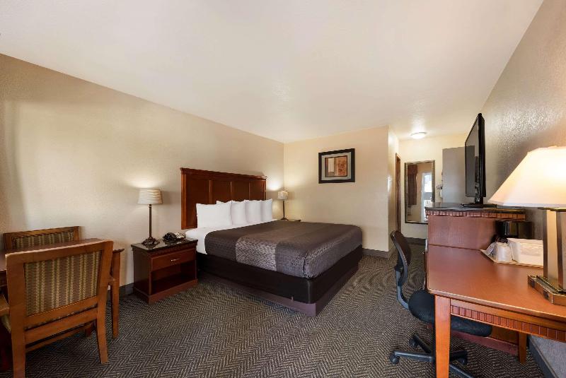 キングサイズベッドのスタンダードルーム, Rodeway Inn South San Francisco Airport