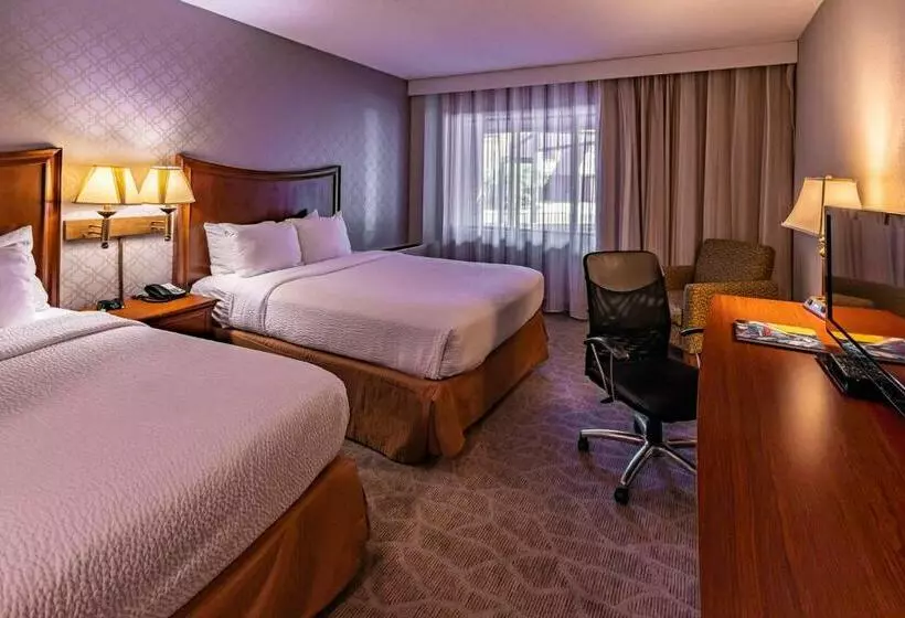 Deluxe-huone, The English Inn Of Charlottesville