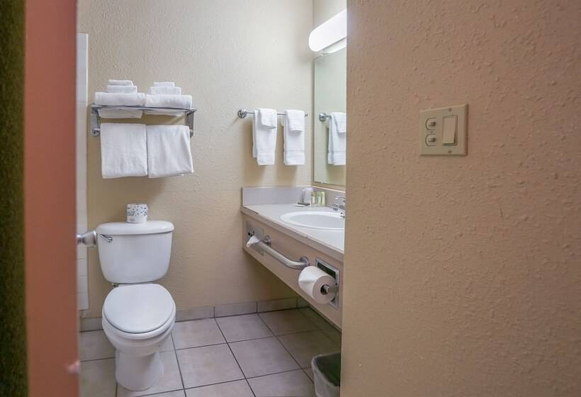 2ダブルベッドのスタンダードルーム, Ebb Tide Oceanfront Inn