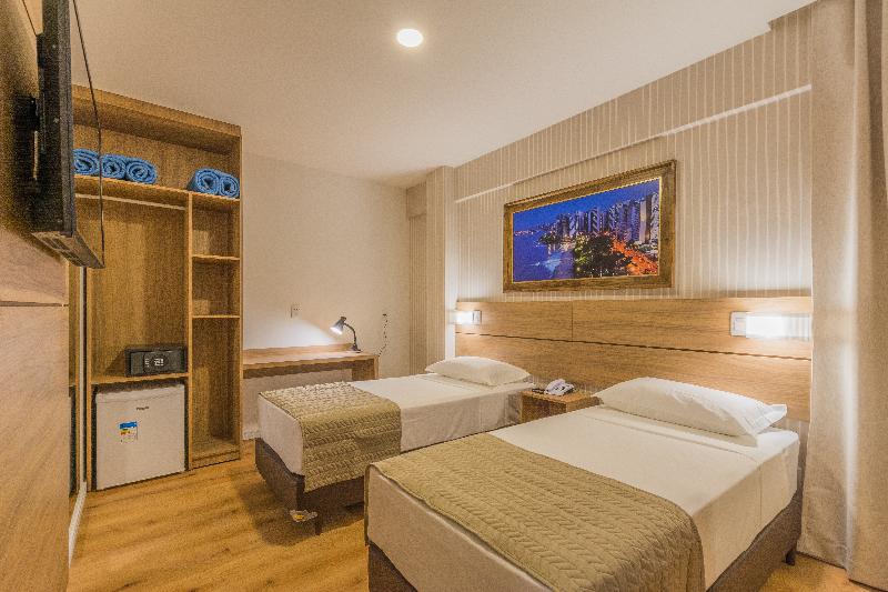 غرفة سوبيريور, Eden Roc Inn & Suites Near The Maingate