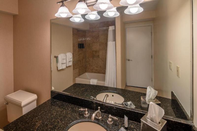 Номер Стандарт, Collegian Hotel & Suites, Trademark Collection By Wyndham