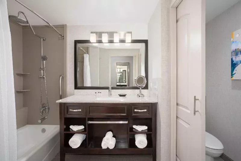 اتاق استاندارد, Crowne Plaza Costa Mesa Orange County, An Ihg