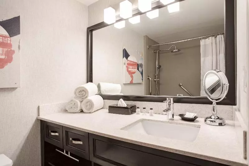 اتاق استاندارد, Crowne Plaza Costa Mesa Orange County, An Ihg
